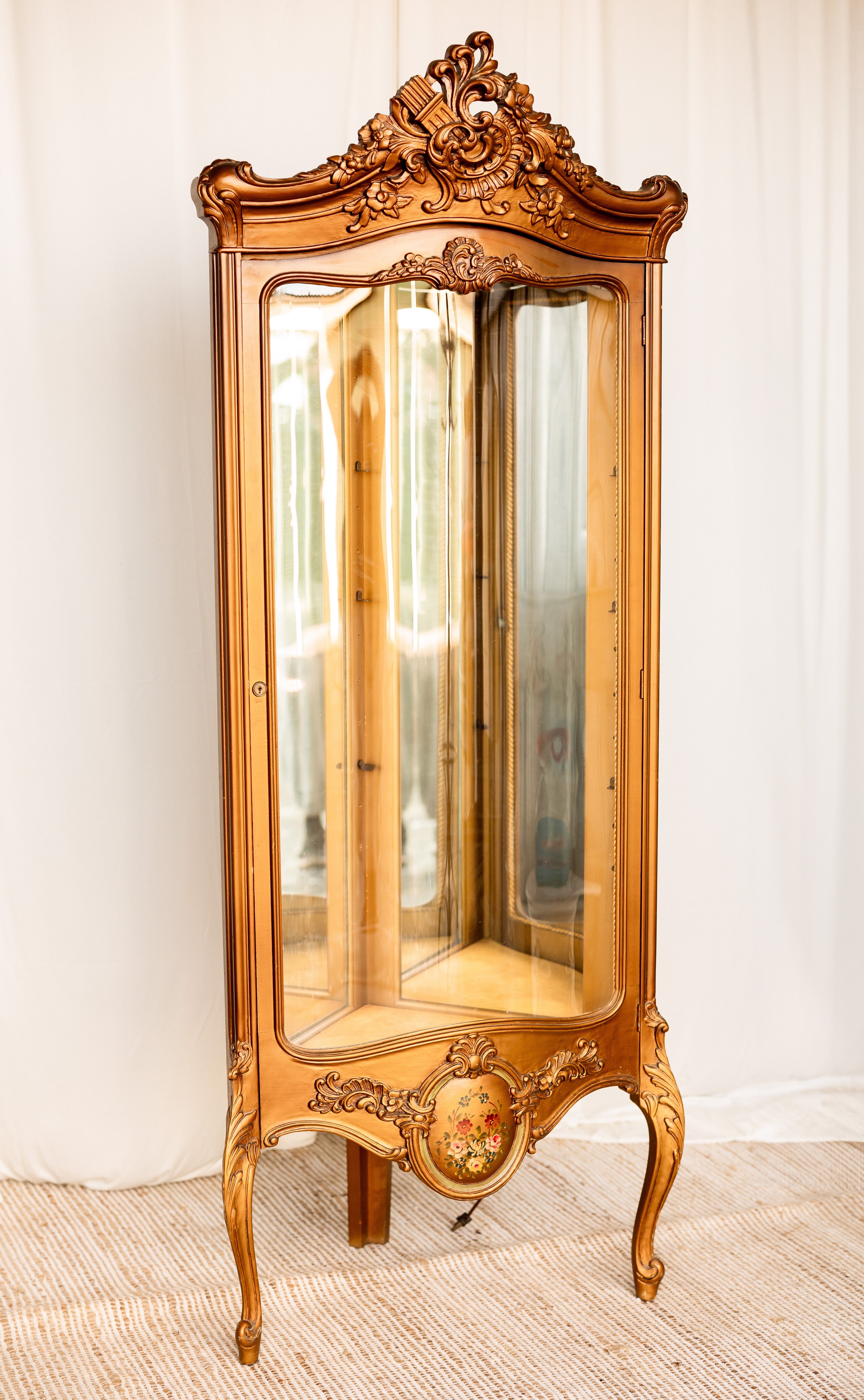 French Louis XV–Revival Display Cabinet Vitrine