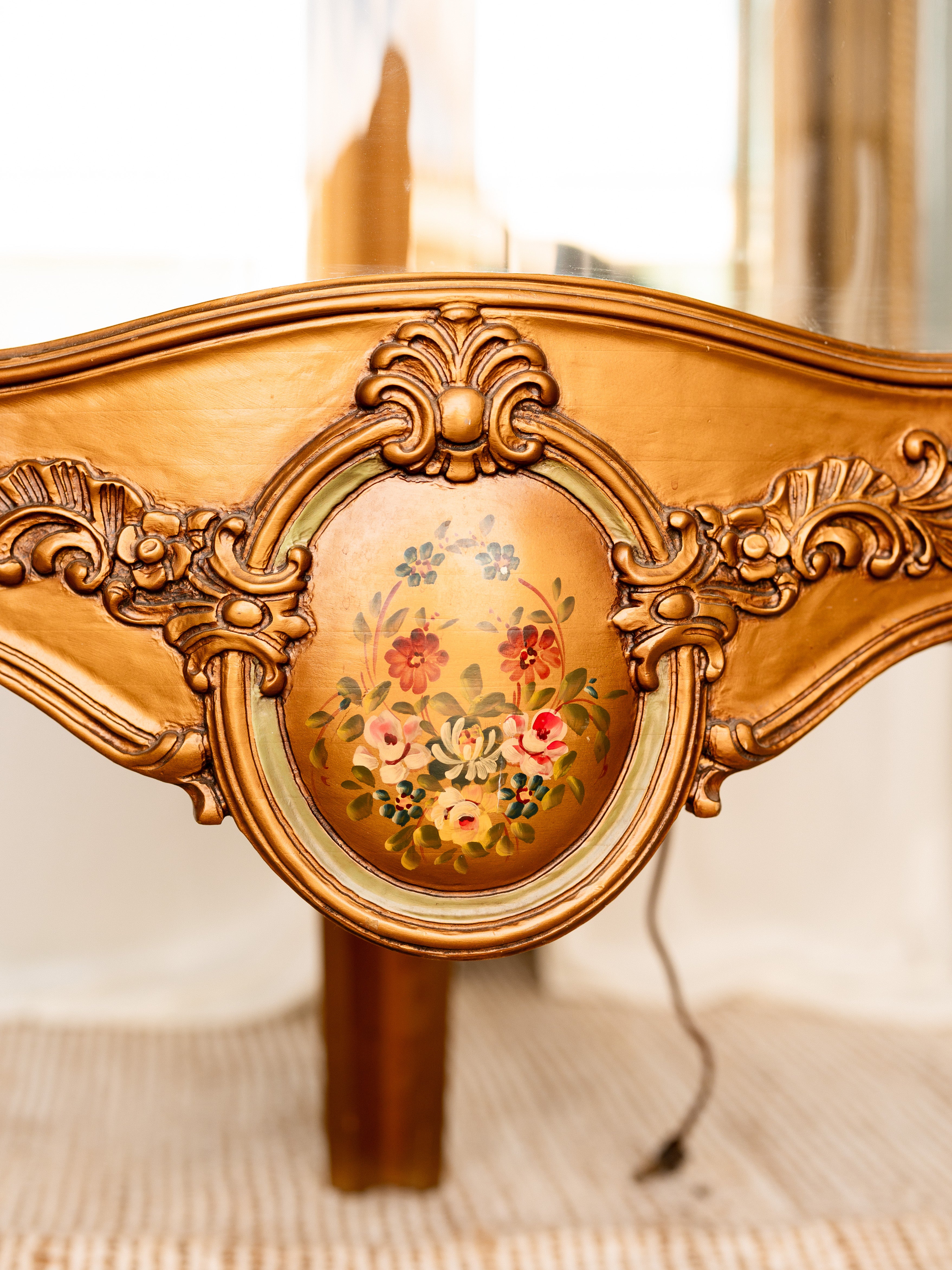 French Louis XV–Revival Display Cabinet Vitrine