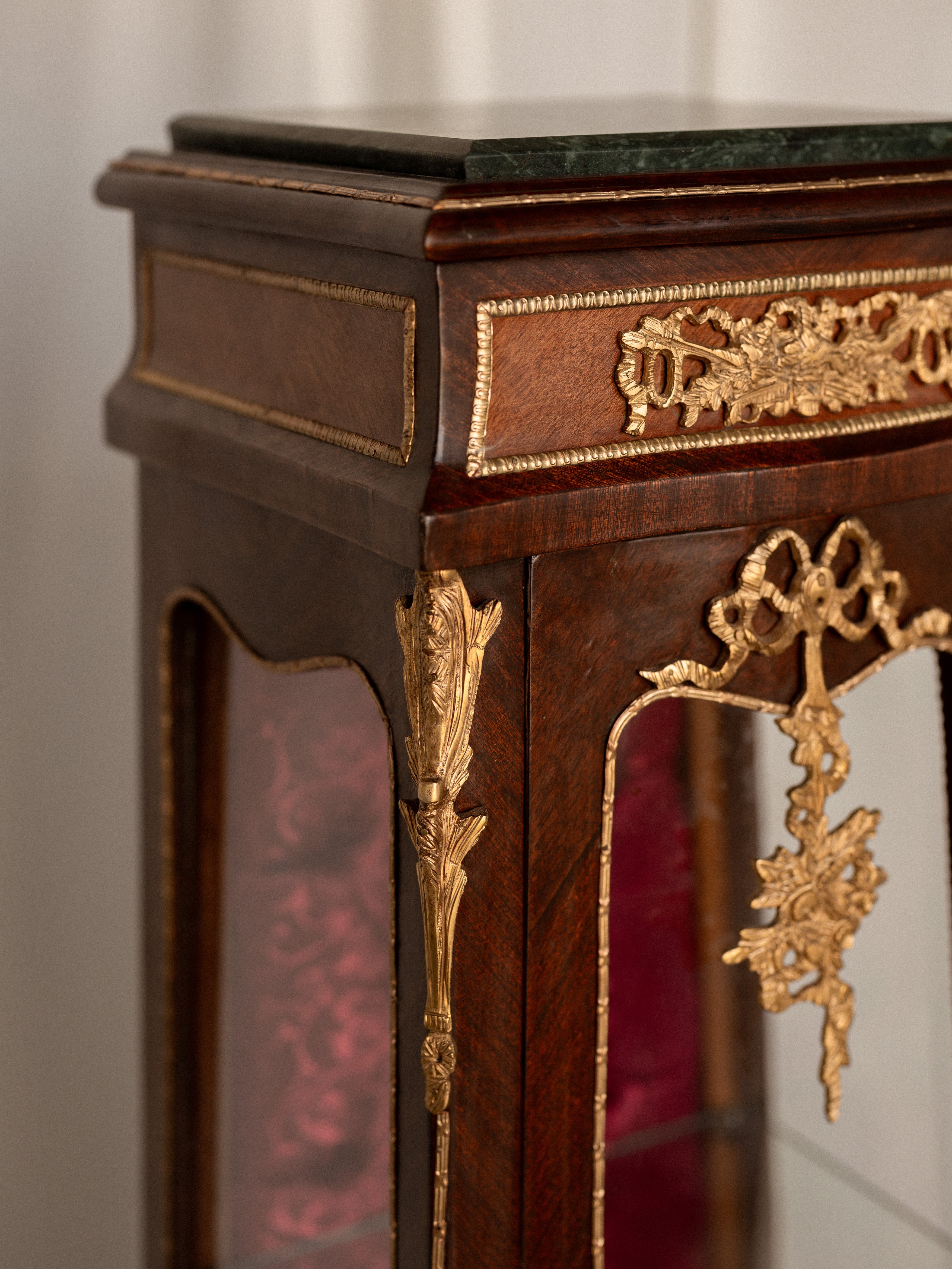 French Ormolu Vitrine with Magenta Tufted Silk Lining