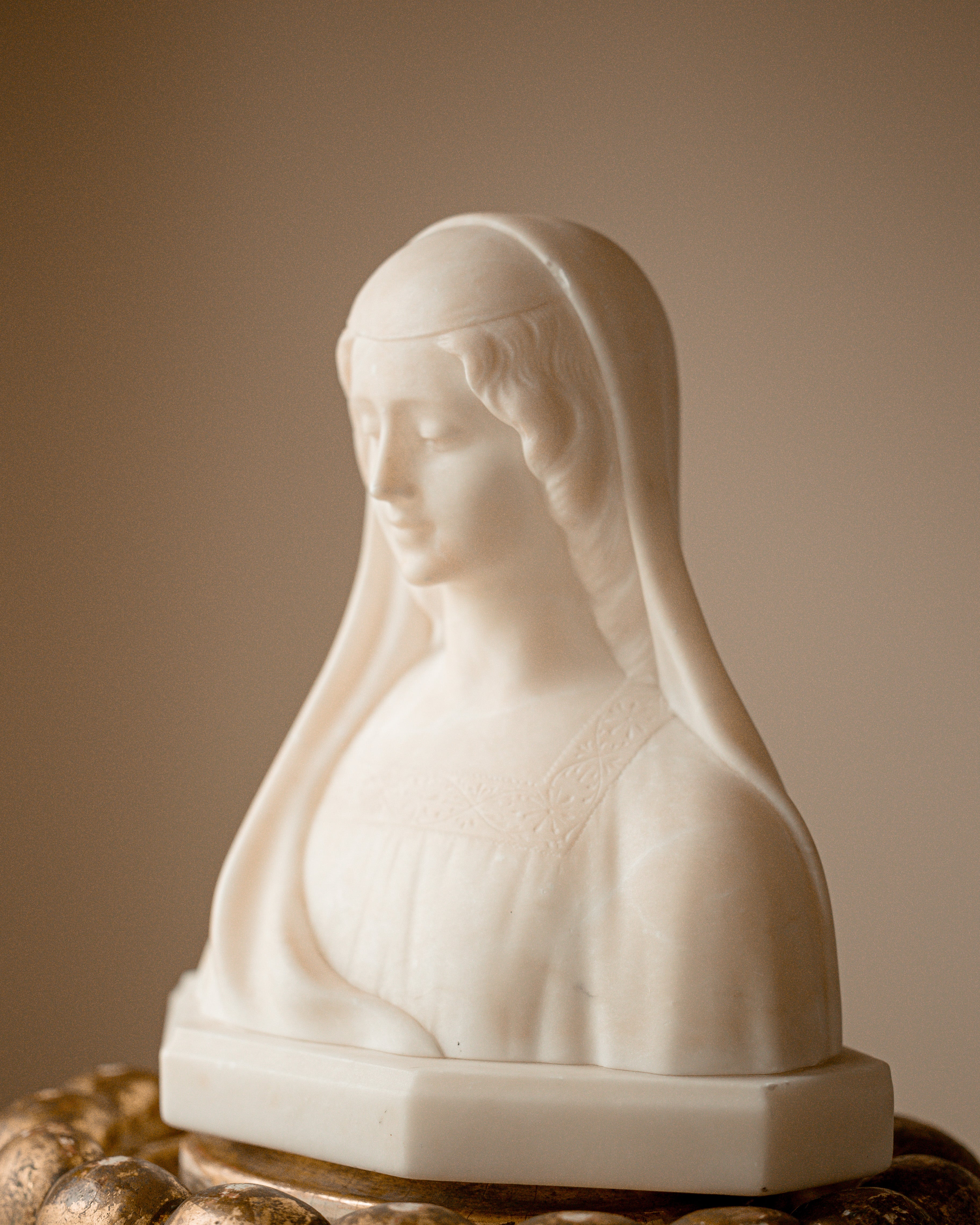 Antique Marble Madonna Bust Sculpture