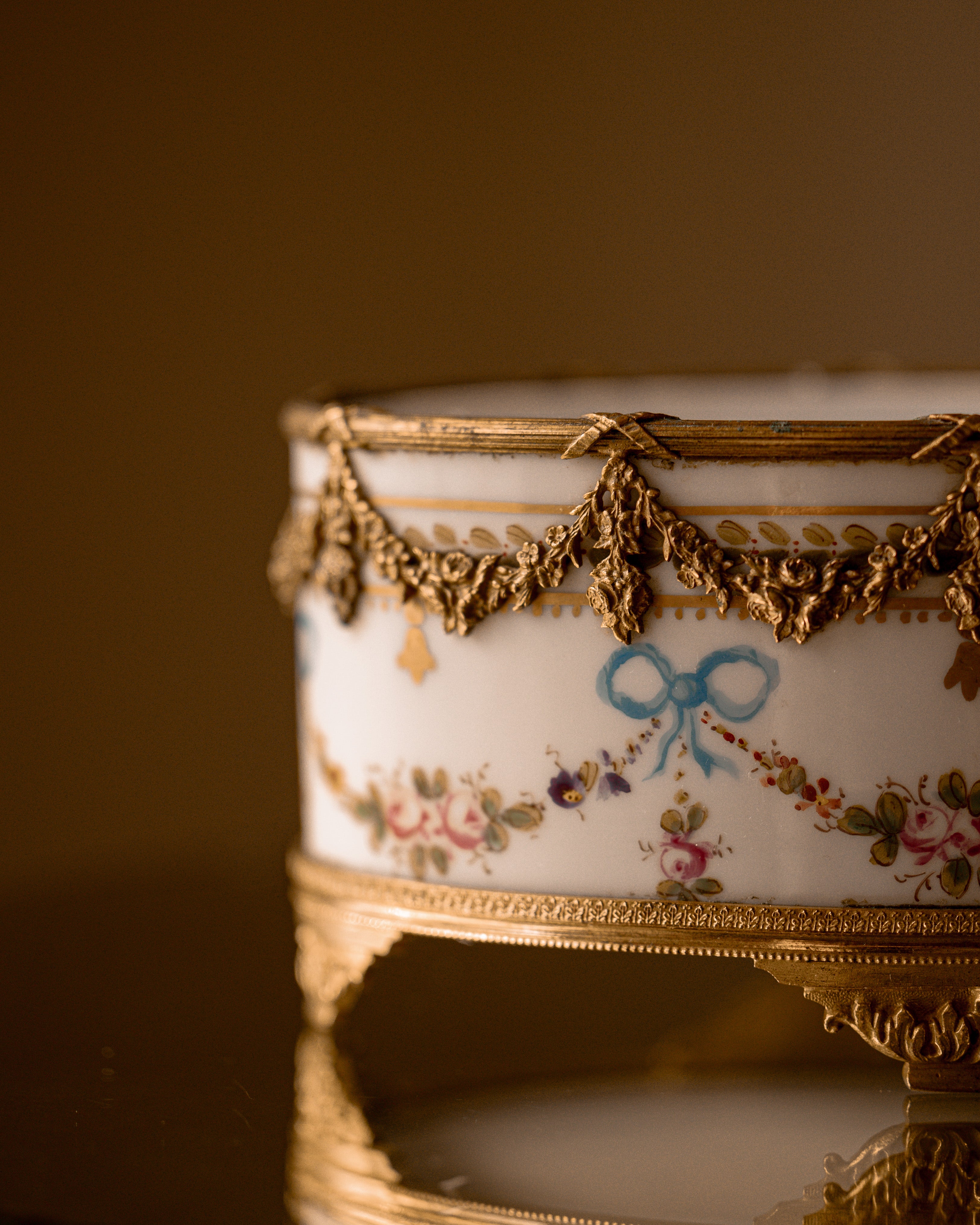 Antique Sèvres-Style Porcelain Jardiniere