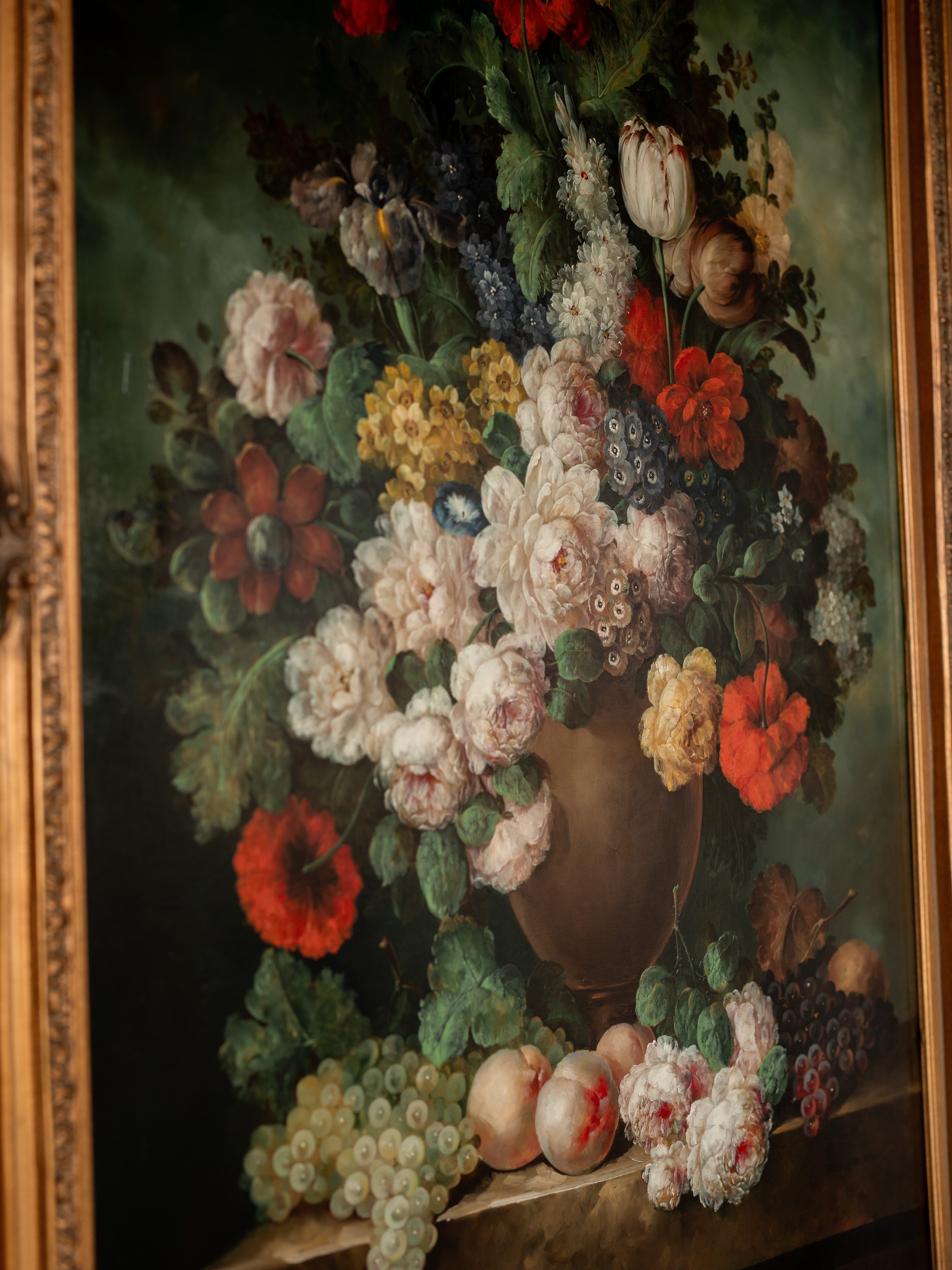 Vintage Floral Oil Painting in Ornate Gilt Wood Frame