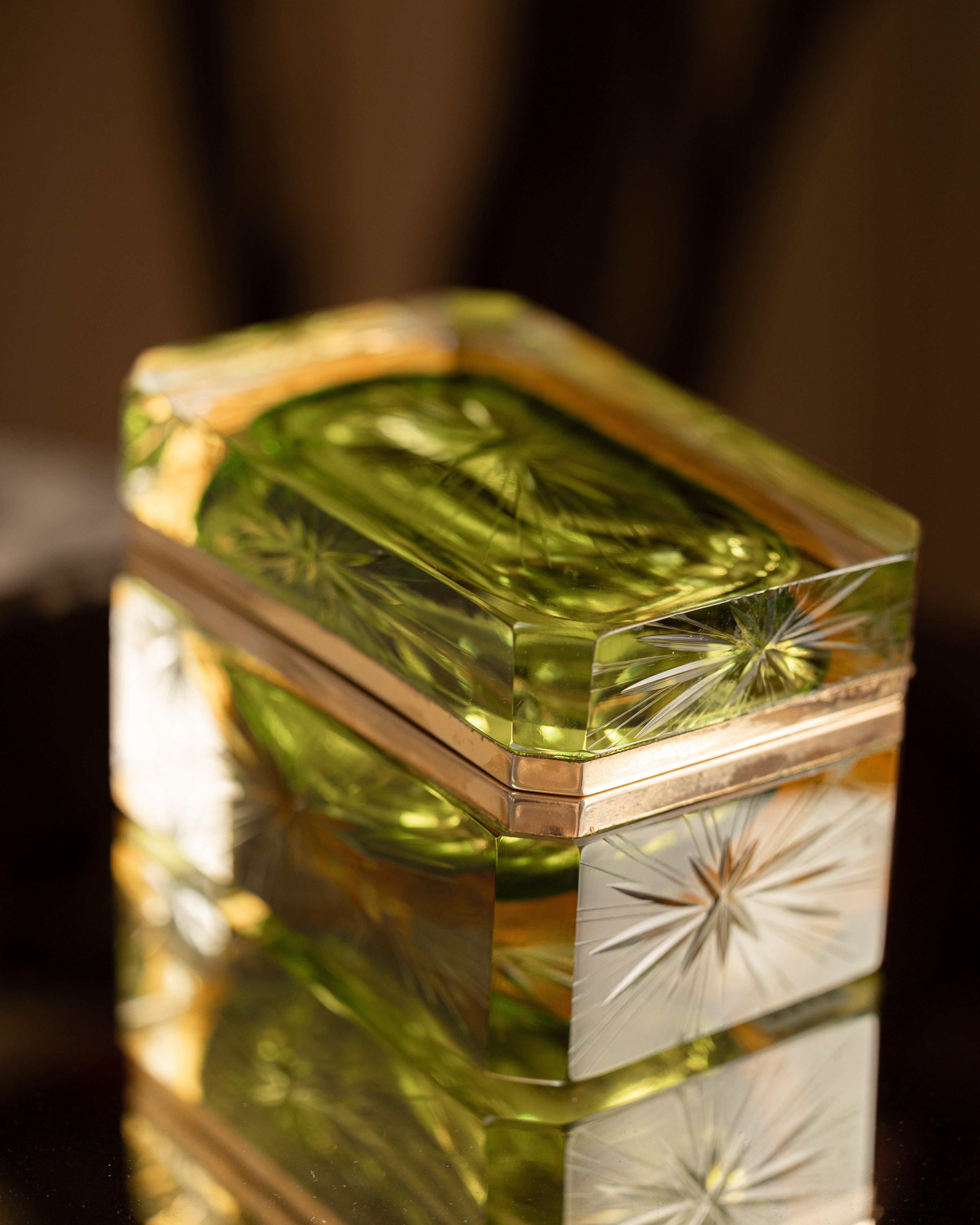 Italian Murano "Sommerso" Emerald Crystal Casket