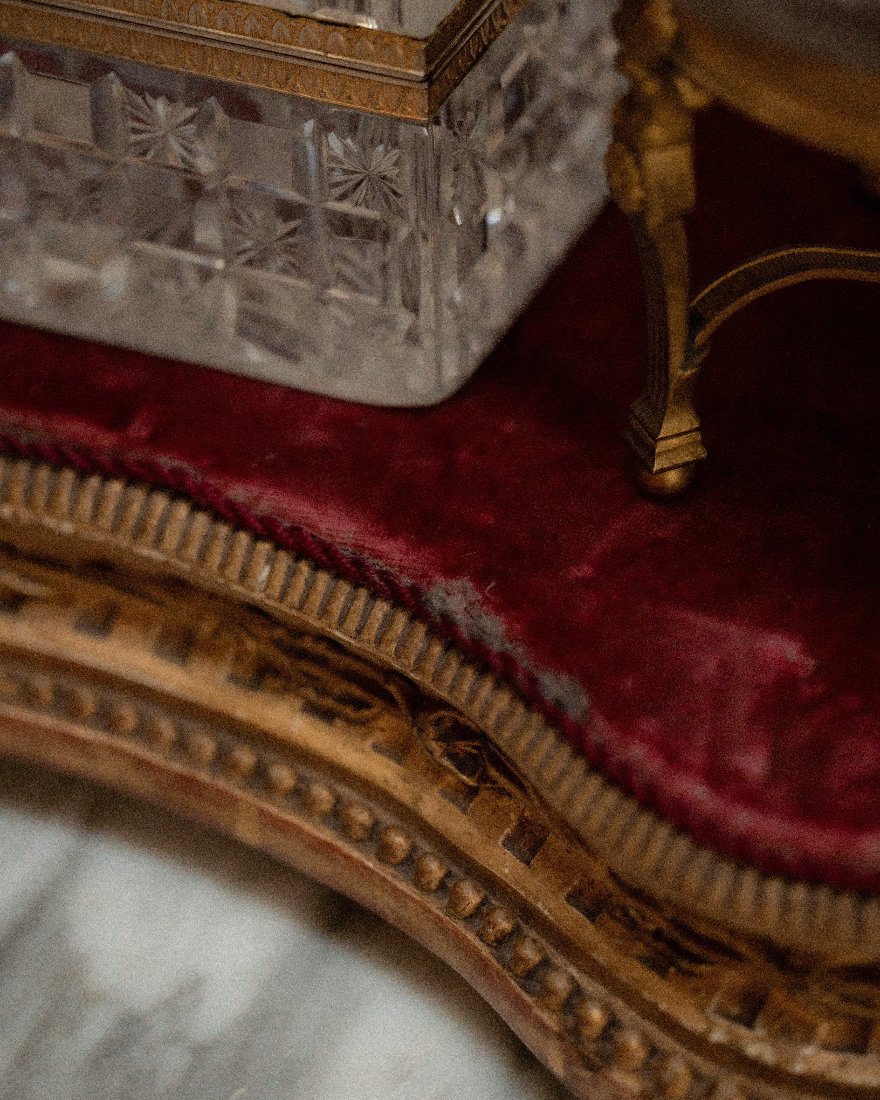 19th C. Ornate Gilt Wood Velvet Lined Plateau