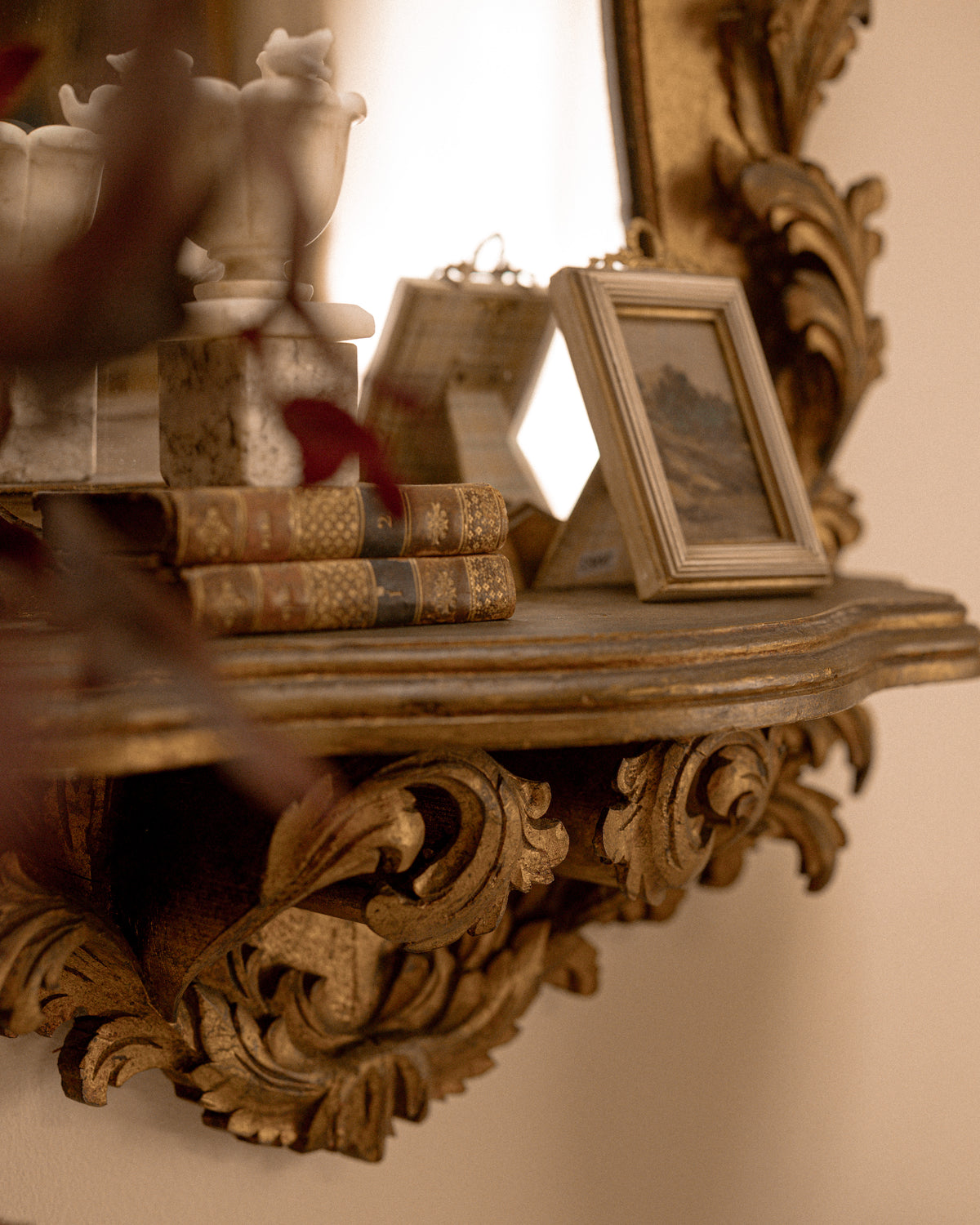 Italian Carved Giltwood Shelf Mirror