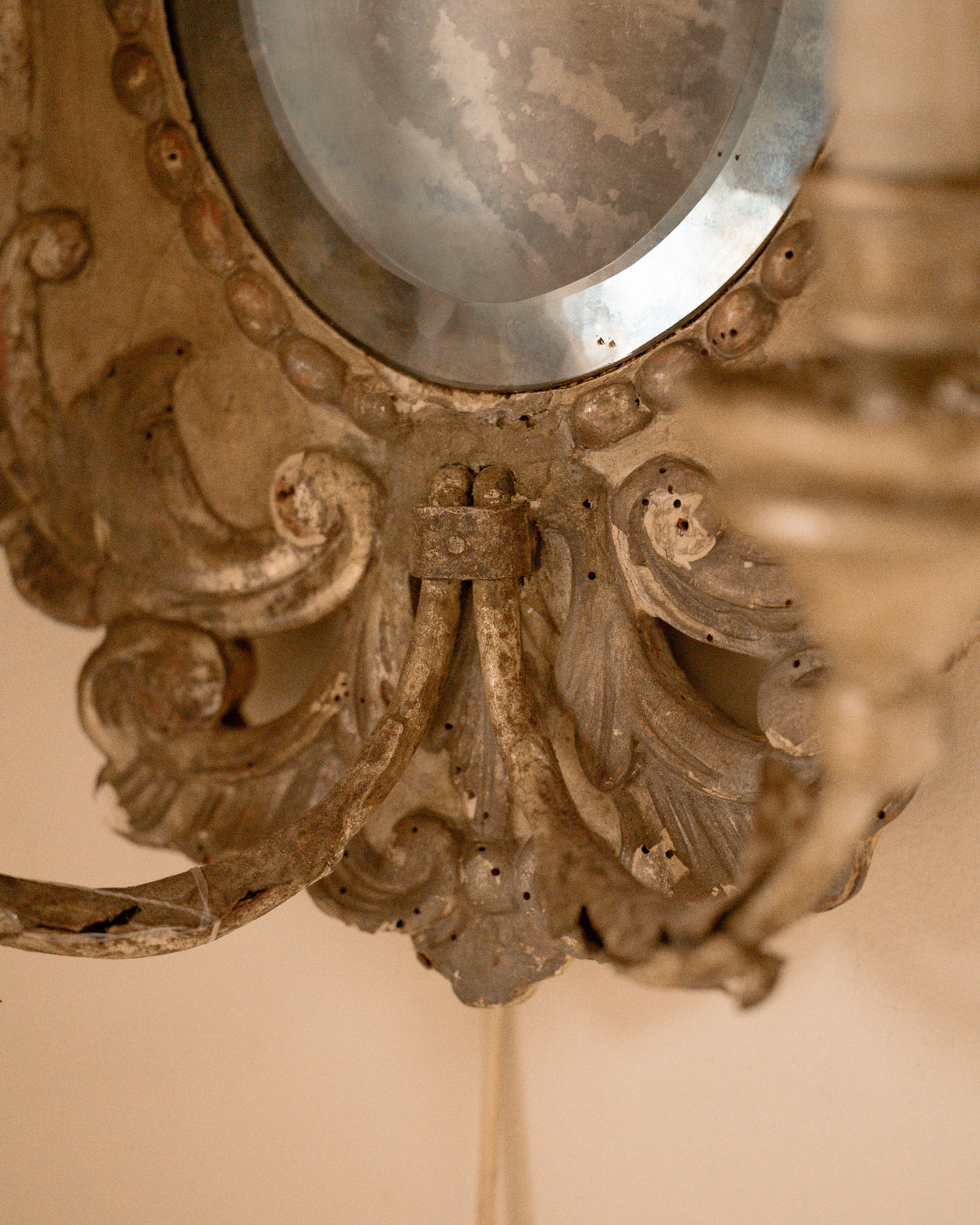 19th-Century Italian Giltwood Mirrored Wall Sconce