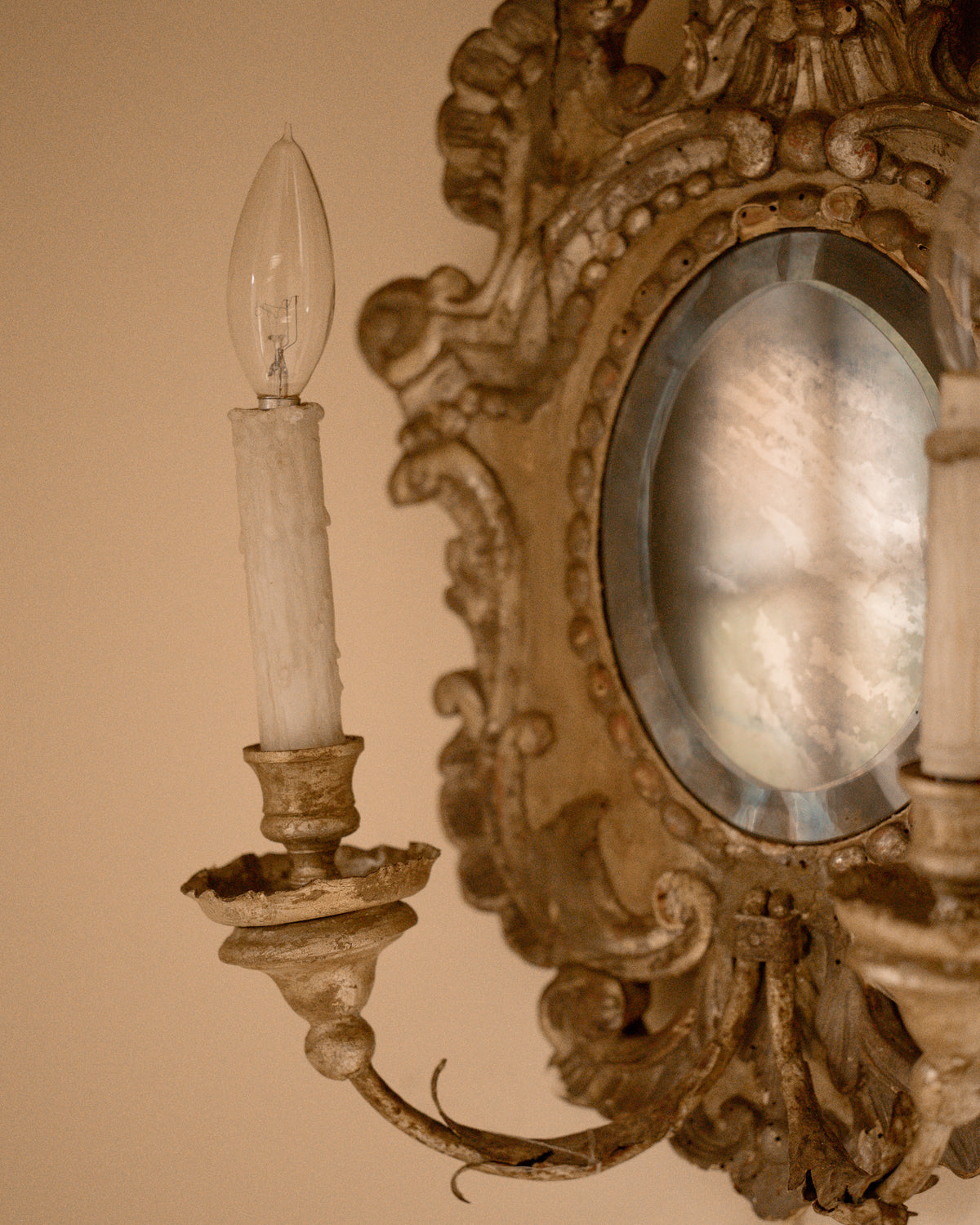19th-Century Italian Giltwood Mirrored Wall Sconce