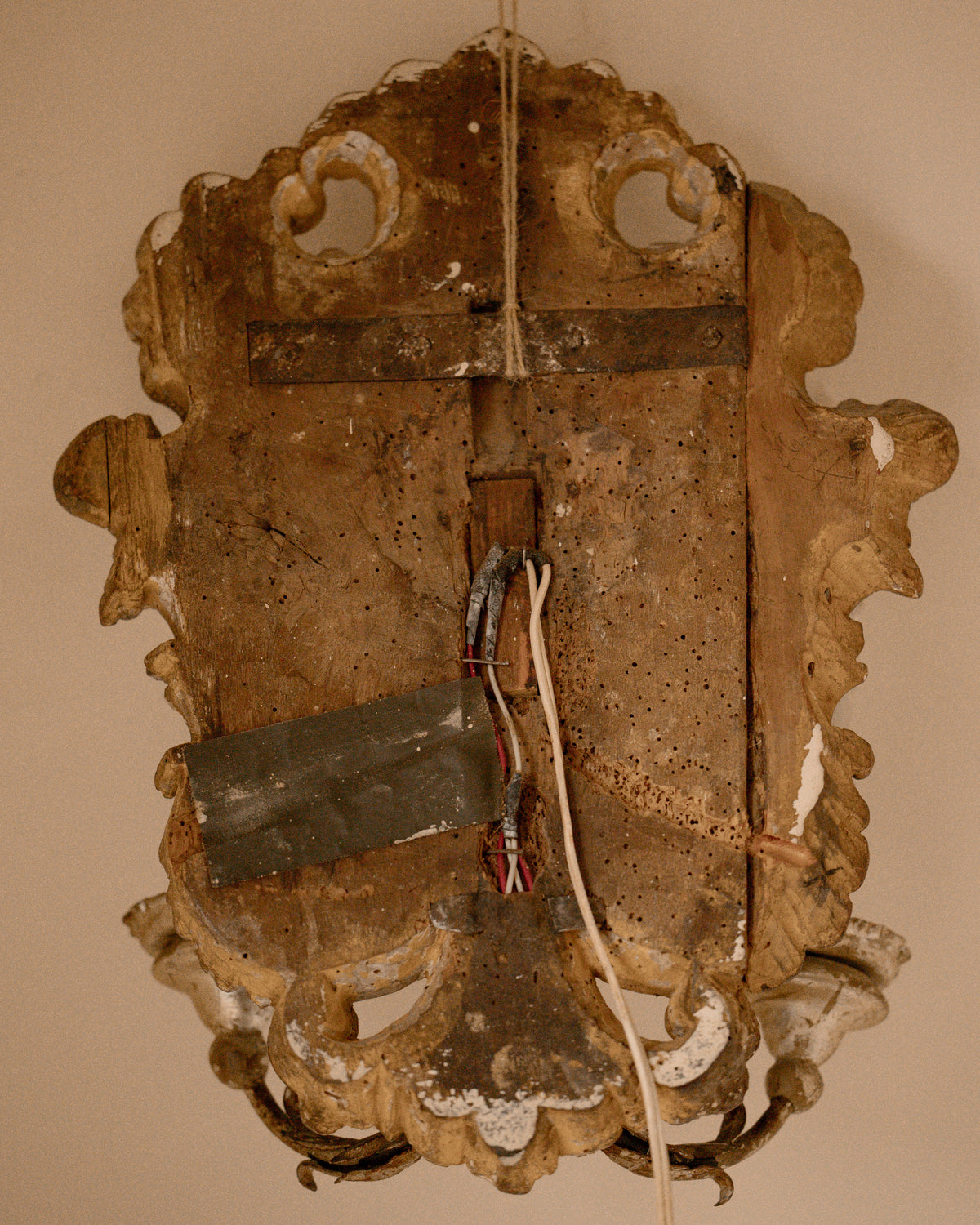 19th-Century Italian Giltwood Mirrored Wall Sconce