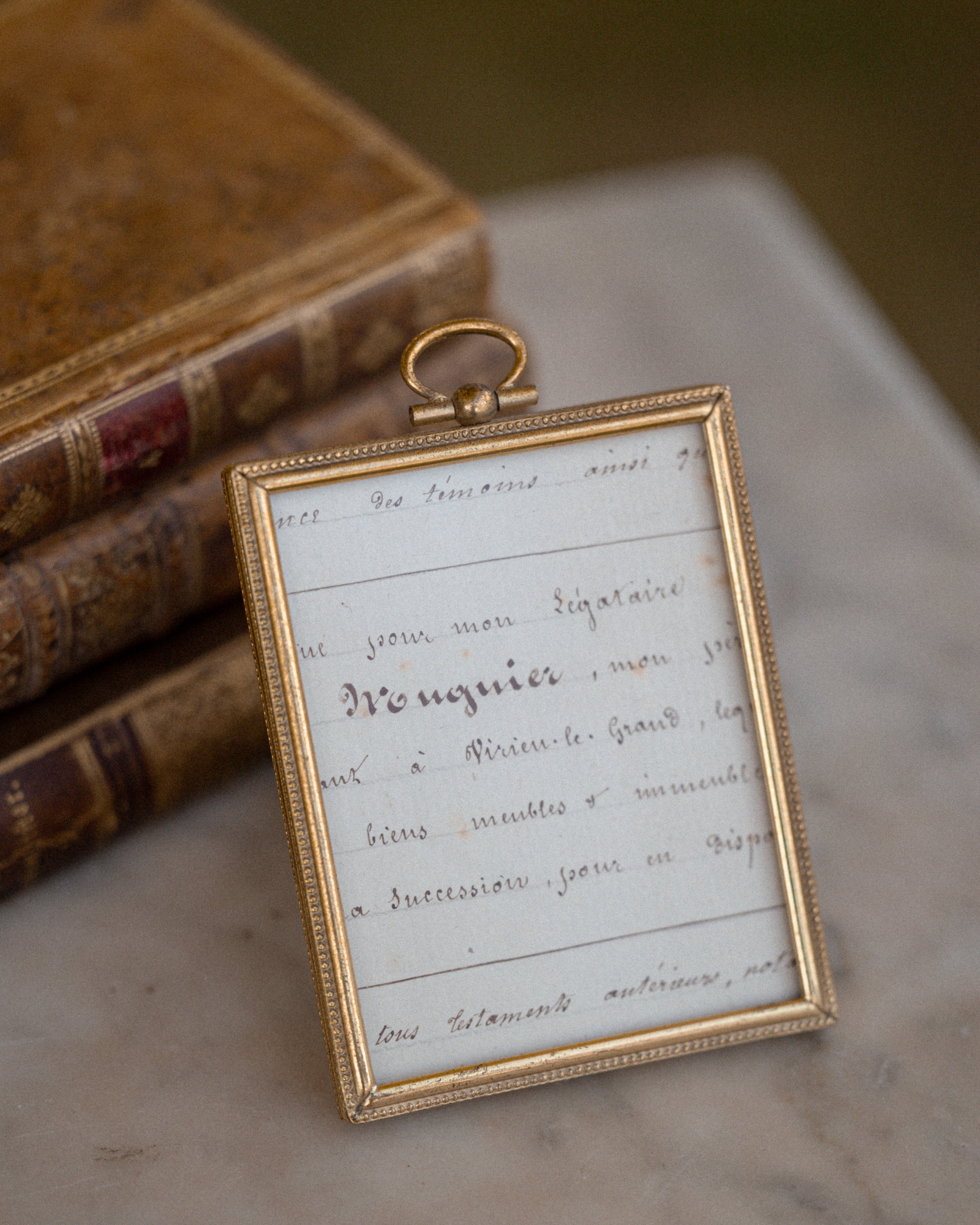 Vintage Photo Frame w/ Loop